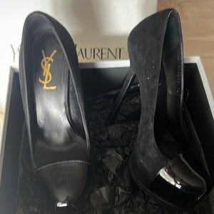 YSL pump platform Tribute black suede and leather